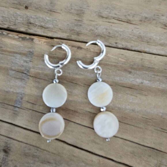 Shell Coin cream color Handmade Dangle Earrings - Picture 2 of 3